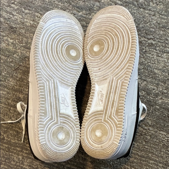 Nike Air Force 1 Men's White and Black Sneakers - Picture 6 of 6